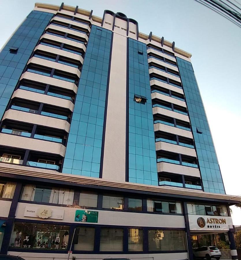 Astron Suites Sao Jose Dos Pinhais By Nobile Eksteriør billede